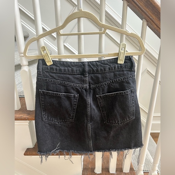 Top Shop Moto black denim mini skirt, size 6 - Picture 7 of 9